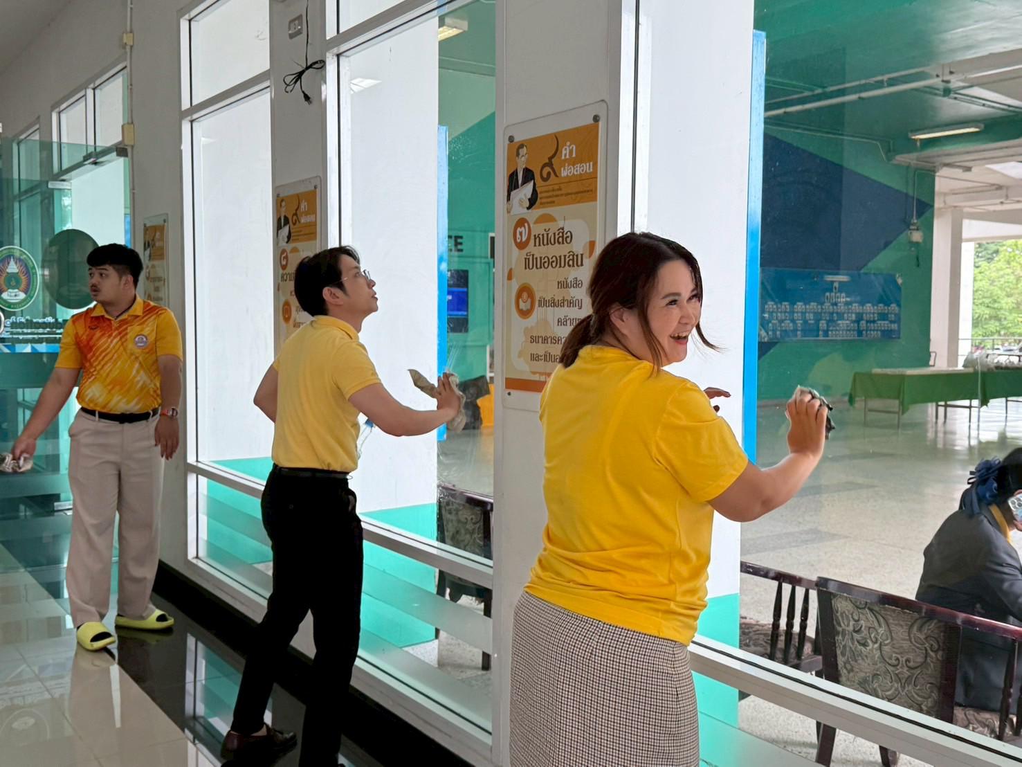 37. กิจกรรมจิตอาสาบำเพ็ญสาธารณะประโยชน์ Big Cleaning Day